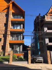 Alto padrão no centro de Gramado