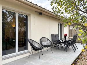 Villas Maison avec Terrasse proche Gare pour Paris et Disneyland - 6 personnes : photos des chambres
