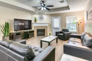 4 Mi to Airport Home in Houston with Yard! - بيرلاند