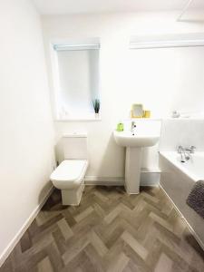 3 Double Bedrooms, Lancashire Townhouse, a base to explore