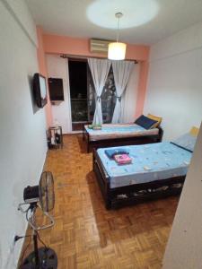 Apartamento luminoso y moderno, con vista a la Plaza 1 de Mayo