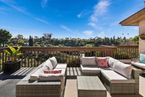 Hidden Canyon Gem - Private Upper Level, near SDSU