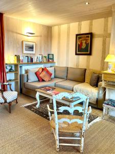 B&B / Chambres d'hotes Logis Saint-Flaceau : photos des chambres