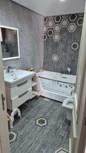 Cozy apartment 10 min from Airport