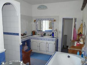 Villas Typical farm with private pool close to the Ventoux 8 persons : photos des chambres
