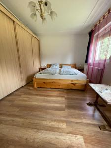 Ezo Apartmanház Balatonberény