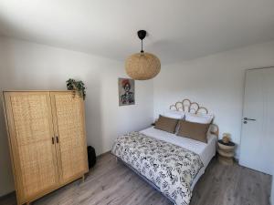 Villas Pleasant detached villa with private swimming pool for 6 people in Lauris - Luberon. : photos des chambres