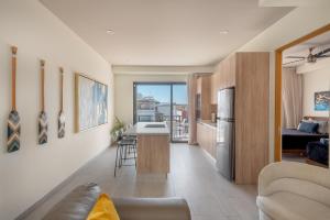 Private Pool 3BD 3BA Sleeps 8