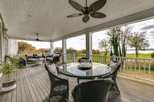 Groton Home Less Than 1 Mi to Beach on Long Island Sound! - Groton