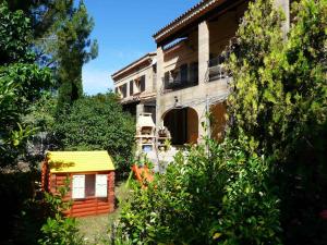 Maisons de vacances First floor of a typical house close to Aix en Provence 6 personnes : photos des chambres