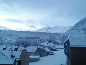 Appartement Pyrénées Sainte-marie de campan proche la Mongie avec parking couvert privatif