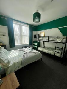 Emerald Apartment Pleasure Beach Blackpool