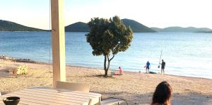 BUQEZ Eco Resort - direkt am Meer 