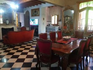 Casona estilo colonial