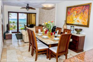 204C Apto Frente al mar a pasos de la 5ta Av