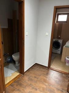 Brookforest Family Apartman