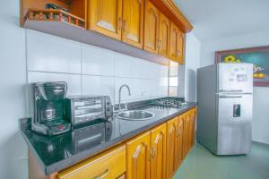 2C-AL2E APARTAMENTO DE 2 ALCOCABAS CERCA AL MAR CON AIRE ACONDICIONADO, PISCINA Y WIFi