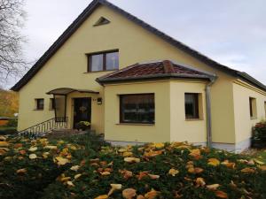 Wohnung mit großem Garten an der Ostseeküste