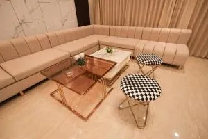 Expansive & Indulgent 3Bhk with Private Terrace - 瑞诗凯诗