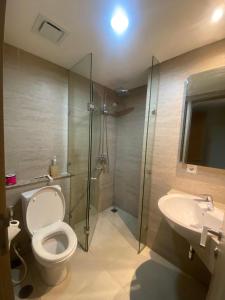 Gold Coast PIK 1BR SeaView TV43Inch by Micky Studio