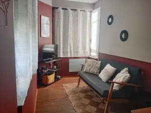 Pounette, appartement duplex, centre / thermes - Froideconche