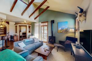 Byers Peak Mountain Escape – Winter Park Retreat with Scenic Views