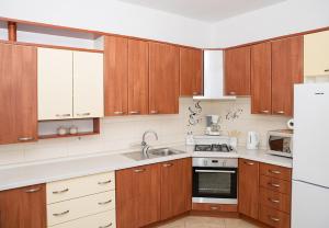 Apartment Mira 