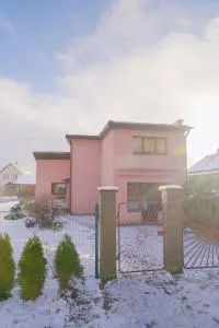 Getaway house near Arboretum Botanical Garden - Ikšķile