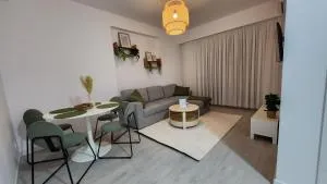 Bright Corner Pacii - Militari