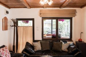 Silva Cabin - In the heart of Bran, next to the Castle w free parking