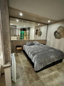 Love hotels Le boudoir suite&spa : photos des chambres