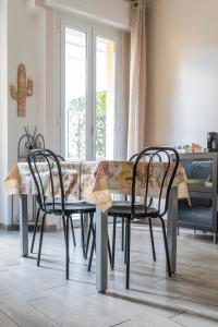 Al numero 6, Trilocale luminoso e accogliente a pochi passi dal mare