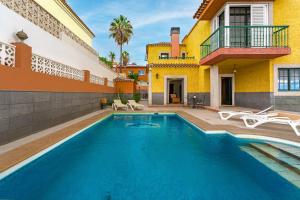 Chalet Chayofa - 3 bedroom house with pool