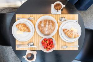 Stunning Doncaster City Centre Apartment, with 2 Double beds