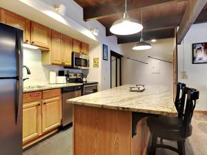 Timberline Condominiums 1 Bedroom Deluxe Unit B2F