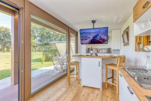 River View Suite Mlinar Private Beach - Happy Rentals