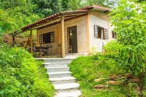 Chalé da LUA Natureza Cachoeira Paz - Cocalzinho de Goias