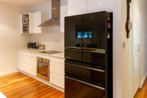 17 Khartoum Road, Bolto Reserve