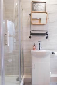 Luxury Studio - Free Parking - Great Location