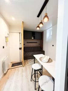 Studio moderne - Canal St Martin