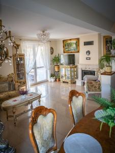 Prywatny Dom z Parkingiem Trzy Sypialnie Self check-in Faktura