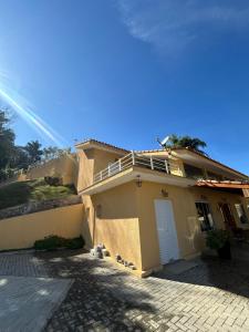 Linda Chácara - pé na água na represa de Igaratá