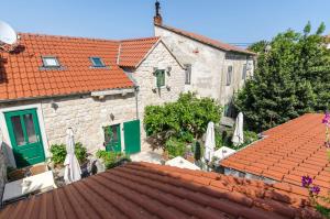Studio Standard room in Apt Draga - traditional & in center