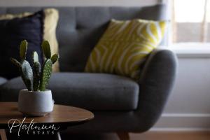 Luxury On Webster Upscale 2br Close To Hospital