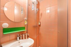 Hotels Greet Hotel Nice Aeroport Promenade des Anglais : photos des chambres