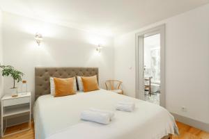 Apartment in a Street in the Historic Center of Downtown Lisbon