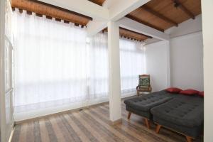 luminoso y fresco apto cerca de todo