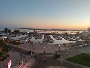 Faro Ria Formosa Twin at city center