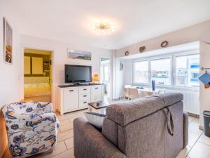 Modern Apartment Near Sea