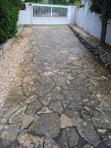 Apartments by the sea Povljana, Pag - 17222